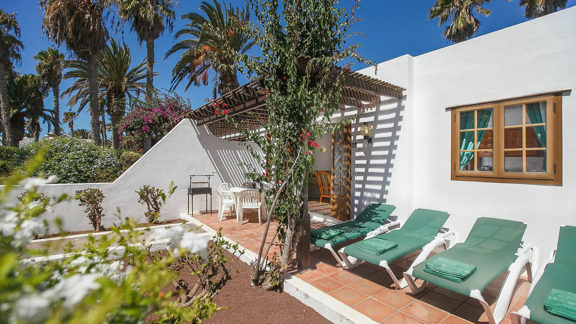Ona Las Brisas Playa Blanca  Spain