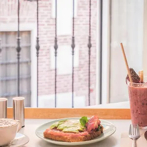 https://dulces-dreams-boutique-hostel.1costadelsol.com